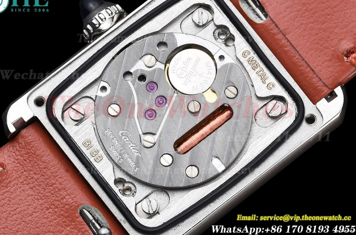 Tank Strap Quartz K11F On Red Leather White Must dial Small 0404